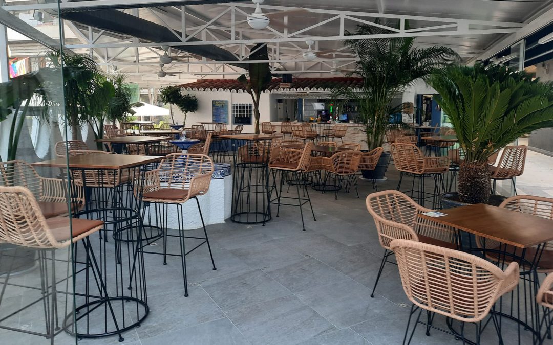 Terminamos en plazo el Restaurante-terraza. El jardin de La Nuit