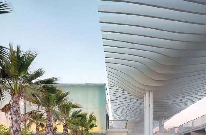 ADJUDICACIÓN DE OBRA DE ADECUACIÓN DE LA PÉRGOLA DEL PALMERAL DE LAS SORPRESAS EN EL PUERTO DE MÁLAGA